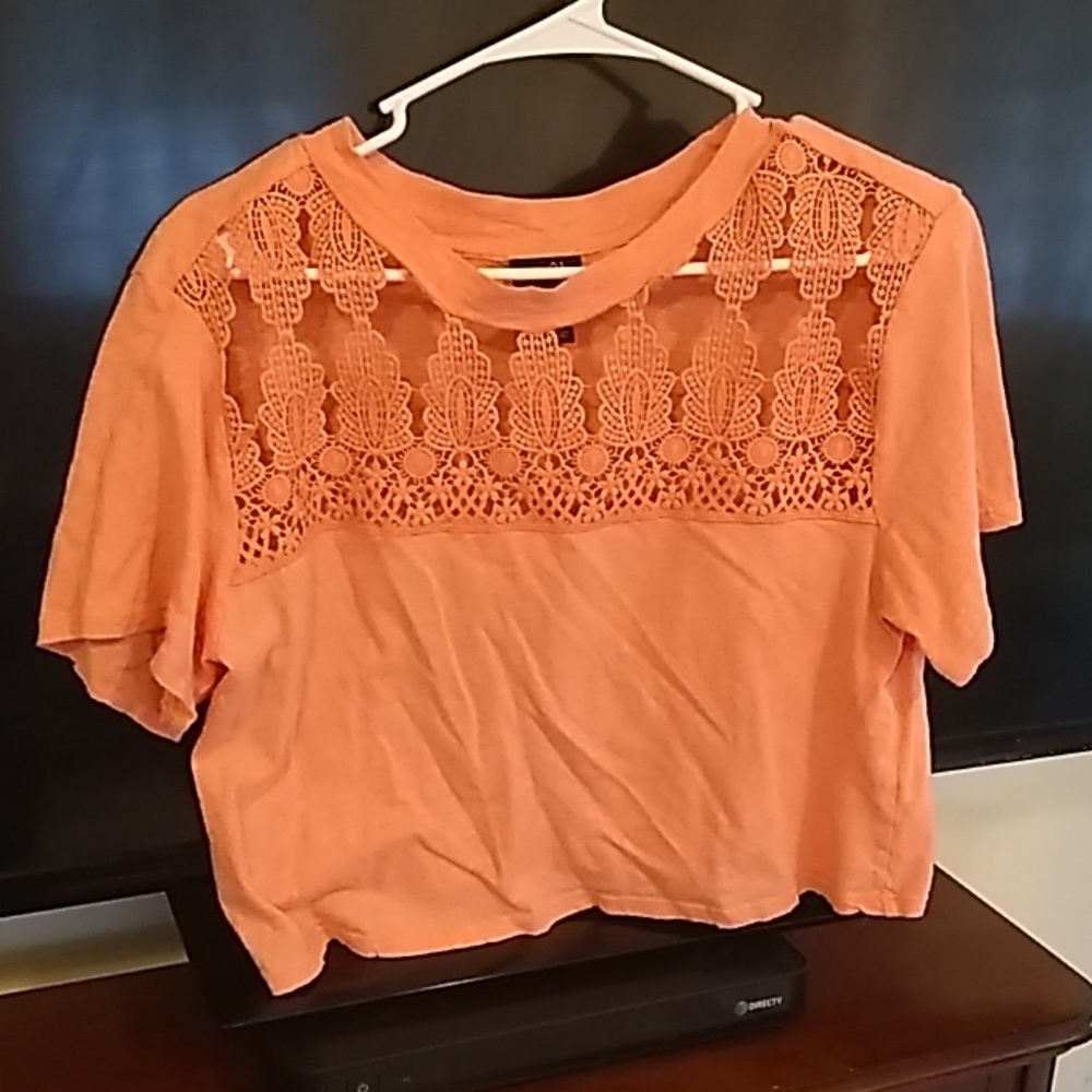 Crop top shirt